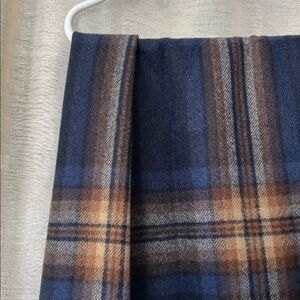 NWT very soft scarf, Banana Republic